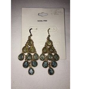 Chandelier earrings